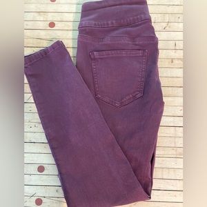 Maroon women jeggings. Like new, worn once. Size small.